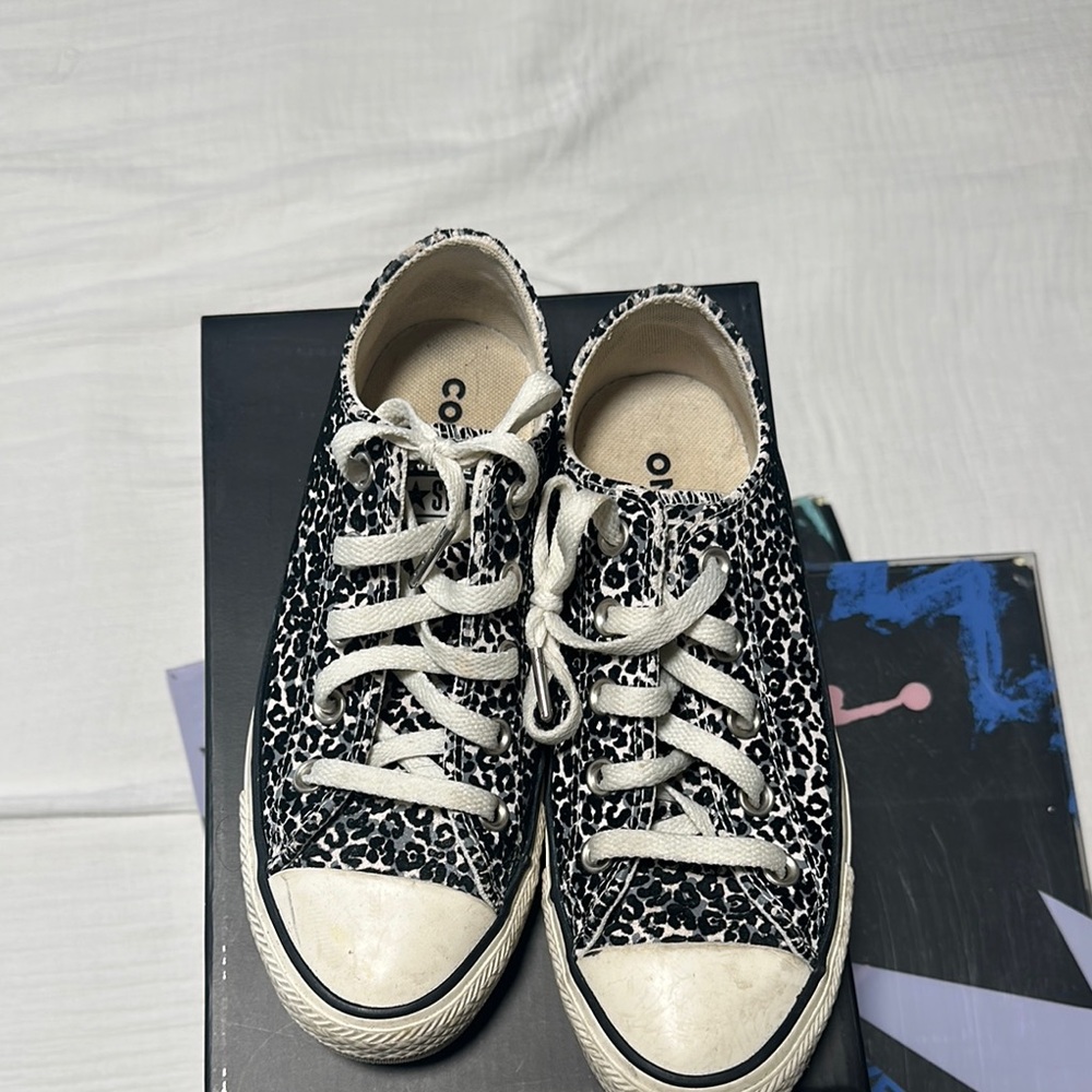 Women’s CONVERSE Sneakers